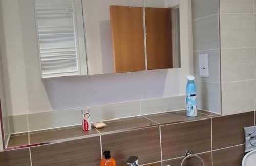 Openshaw Apartamento | Beautiful & elegant 2 Bed Room House