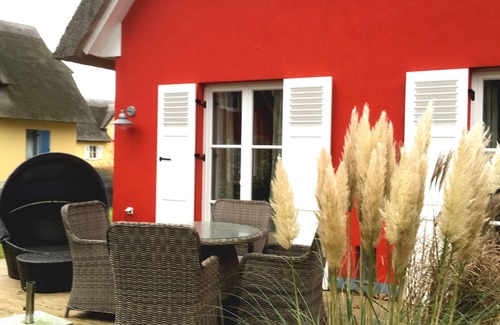 Glowe Casa | ¡NUEVO! Hermosa y elegante casa de vacaciones "Svantovit" en una ubicación privilegiada en Glowe