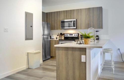 Golden Glades Apartamento | Beautiful Entire Duplex to Family Vacation!