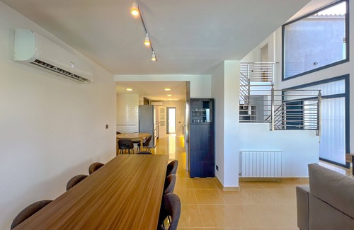 Macanet de la Selva Villa | PRECIOSA VILLA 14 PAX, WIFI, PISCINA AGUA SALADA, BBQ, AIRE ACONDICIONADO