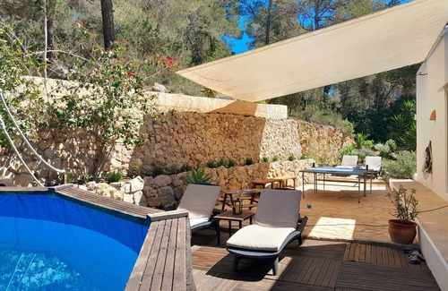 Sant Joan de Labritja Villa | Preciosa casa de vacaciones "Finca Sa Bardella" en el campo con vistas a la montaña