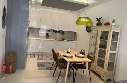 Pueblo Latino Apartamento | PRECIOSO APARTAMENTO PLAYA MIL PALMERAS