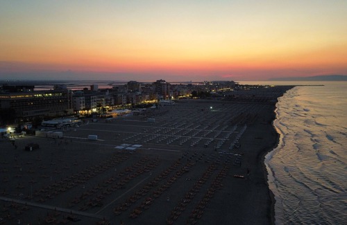Margherita di Savoia Apartamento | Beautiful Family Apartment in the Center