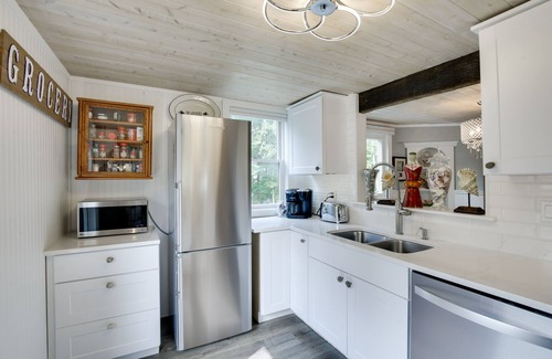 Falmouth Condominio | Beautiful Falmouth Condo w/ Patio: Near Portland!