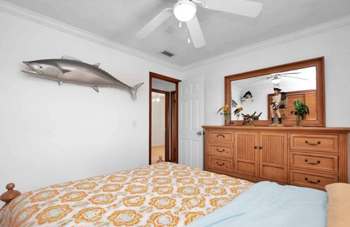 Eden Pines Cama Y Desayuno | Beautiful Family Big Pine Retreat! Short drive to Key West!