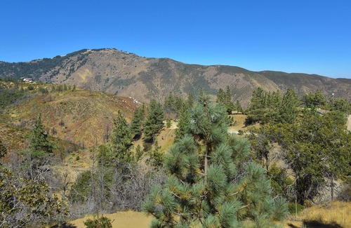 Julian Casa | Hermosa y espaciosa cabaña con magníficas vistas a la montaña