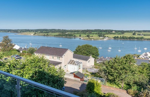 Y Felinheli Casa | Beautiful family home with fantastic views over the Menai straits