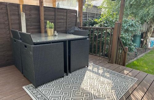 Whittington Casa | Beautiful Family Home for Rent in London