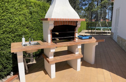 Aljezur Villa | Hermosa villa familiar, tranquila piscina privada, amplio jardín, excelentes playas y WiFi