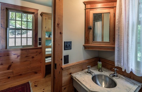 Corinth Otro | Pastoral Vermont Paradise