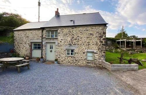 Cowbridge Casa | Beautiful Farm House in Idyllic location