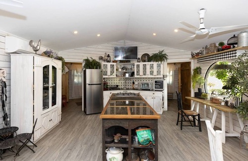 El Palmar Casa | This treehouse is a 4 bedroom(s), 3 bathrooms, located in Quinta Pavo Real, Panama Oeste.