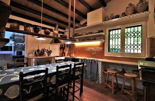 Santa Pau Cabaña | Preciosa masía con capacidad para 8 personas situada a 5 minutos de "la Fageda".