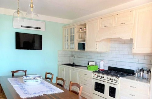 Lucignano Otro | Finca en una hermosa ubicación de 18 a 22 personas, piscina privada y jacuzzi, sala común, horno de pizza, bo