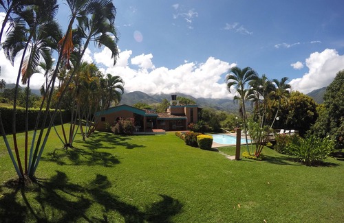 San Jeronimo Villa | Bonita finca (Villa) en San Jerónimo, Antioquia, 40 min de Medellín