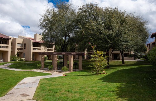 McCormick Ranch Condominio | Hermoso primer piso 3 hab, 2 baños condominio en el corazón de McCormick Ranch