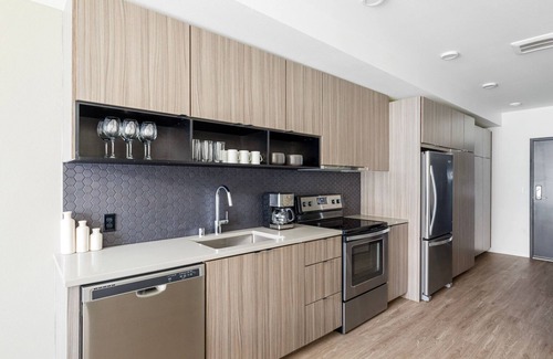 Yesler Terrace Apartamento | Beautiful First Hill Jr 1BR w/ Gym & Courtyard, nr Park, by Blueground