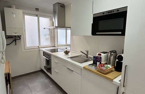 Gros Apartamento | Apartamento a 100 metros de la playa Zurriola