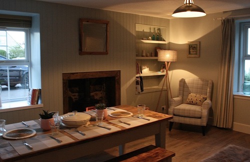 Findhorn Cabaña | Hermosa casa de campo de cuatro dormitorios en el corazón de Findhorn.