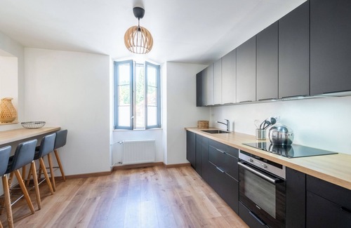 Dampierre-en-Yvelines Casa | Beautiful family house sleeps 9 near the castle in Dampierre