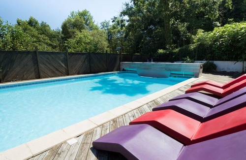 La Bastide-Clairence Casa | Hermosa casa típica vasca en residencia con piscina