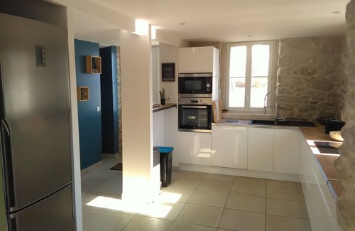 Noirmoutier-en-l'Ile Villa | Hermosa casa con piscina y sala de billar para 12-15 personas.