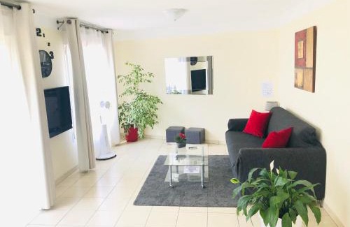 Saint-Julien-en-Genevois Apartamento | Beautiful Apartment near Geneva