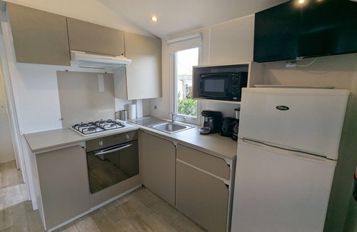 Talmont-Saint-Hilaire Chalet De Esquí | Beautiful 3-bedroom mobil home - near the beach