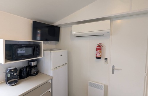 Talmont-Saint-Hilaire Chalet De Esquí | Beautiful 3-bedroom mobil home - near the beach