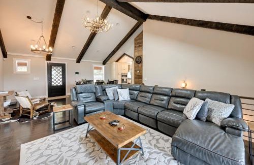 Franklin Casa | Beautiful Franklin Home with Bunkhouse and Hot Tub!