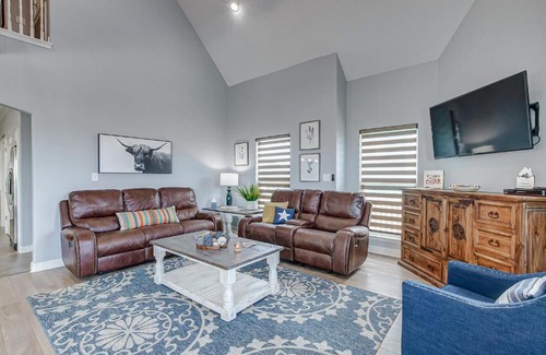 Port Bolivar Casa | Beautiful Front Row Views - Tiki Bar - Playground