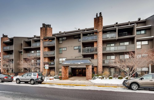 Cherry Creek Condominio | Hermoso condominio totalmente amueblado en el corazón de Cherry Creek