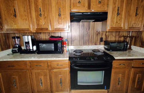 Lake Ariel Casa | Beautiful Fun Getaway House with lots of amenities