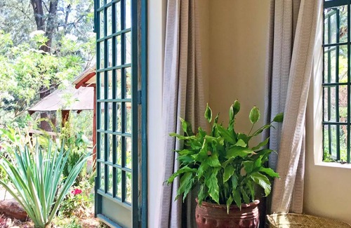 Karen Apartamento | Beautiful Garden Apartment - access to private gazebo and garden
