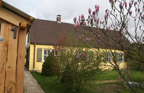 Usedom Casa | hermoso jardín con idilio del pueblo en la laguna