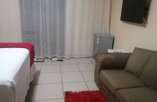 Palapye Casa | Beautiful gate guest house