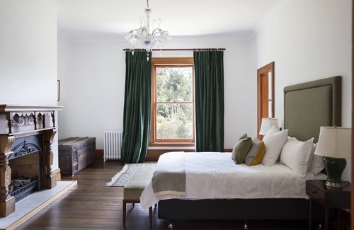 Waipukurau Casa | Beautiful Grade A Heritage 6 bedroom property by MajorDomo