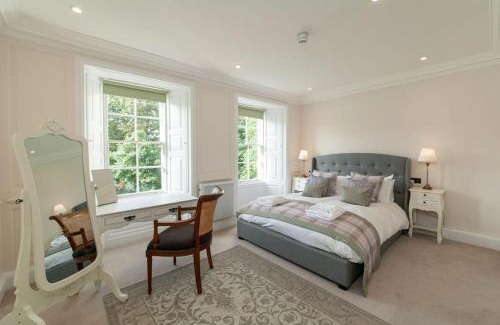 Hexham Casa | Beautiful Grade II Listed Apartments Sleeping 20