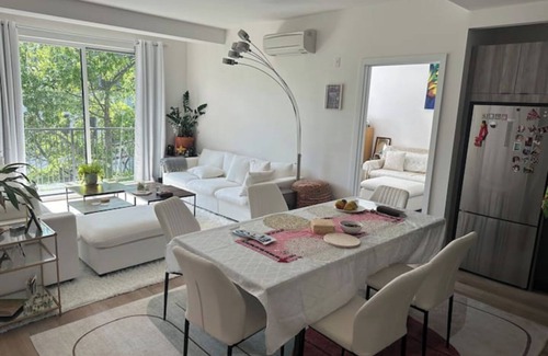 Greenpoint Apartamento | Beautiful Greenpoint apartment