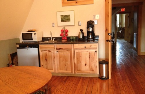Lexington Apartamento | Beautiful Guest Room in 100year old Remodeled Dairy Barn