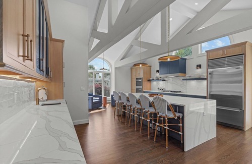 Fifth Ward Casa | Beautiful Harbor View 4-Bedroom Home/Inground Pool