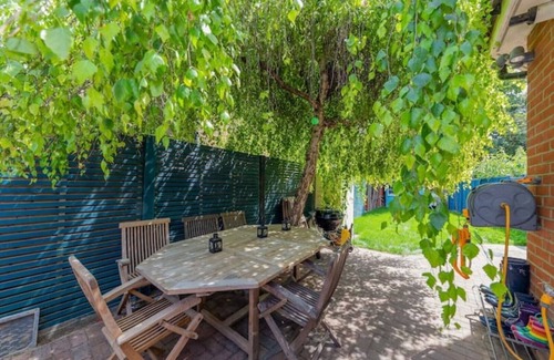 College Park and Old Oak Casa | Beautiful High end Home close to city center