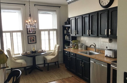 South Main Street Apartamento | Hermosa casa histórica de la fila