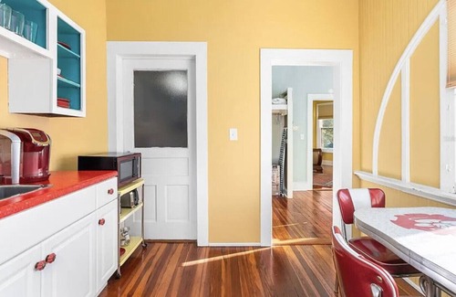 Gainesville Apartamento | Beautiful, Historic 1 BR Apartment- Walk Downtown