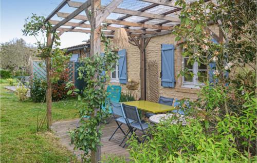 Saint-Leon-sur-Vezere Casa | Beautiful Home In Saint Leon Sur Vezere