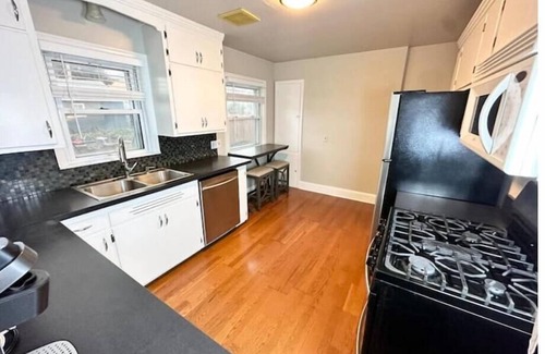 Wenonah Casa | Beautiful Home 5 mins from MSP Airport & MOA