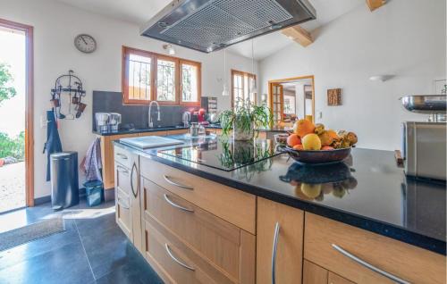 Besse-sur-Issole Casa | Beautiful Home In Besse-Sur-Issole