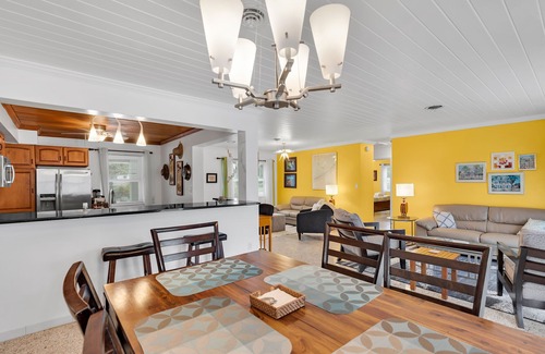 Florida Keys Casa | Beautiful Home in a Great Neighborhood with Ocean Access and Boat Ramp on Property