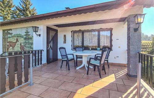 Adorf Casa | Beautiful Home In Adorfot Leubetha