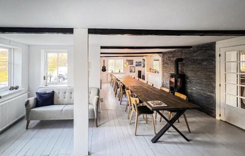 Tejn Casa | Beautiful Home In Allinge With Wifi